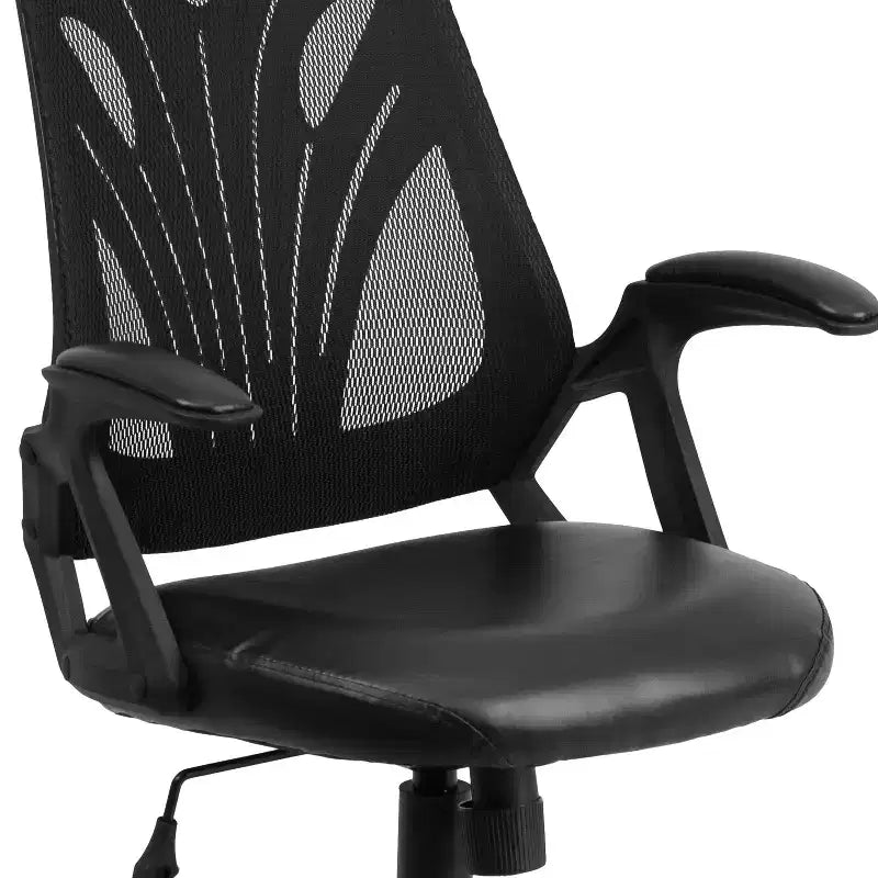 Chaise de bureau pivotante ergonomique en maille avec accoudoirs ouverts et dossier mi-haut